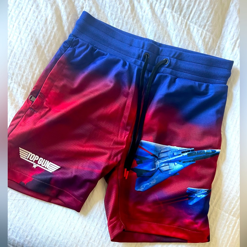 Top Gun Basketball shorts - limited edition, size S.